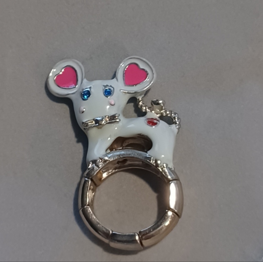 NWOT White Pink Ceramic Golden Rhinestone Mouse Heart Stretchy Fashion Ring